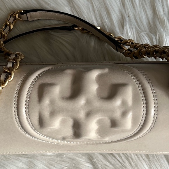 💰SOLD - 76997 - Tory Burch Fleming Convertible Shoulder Bag - Picture 10 of 16